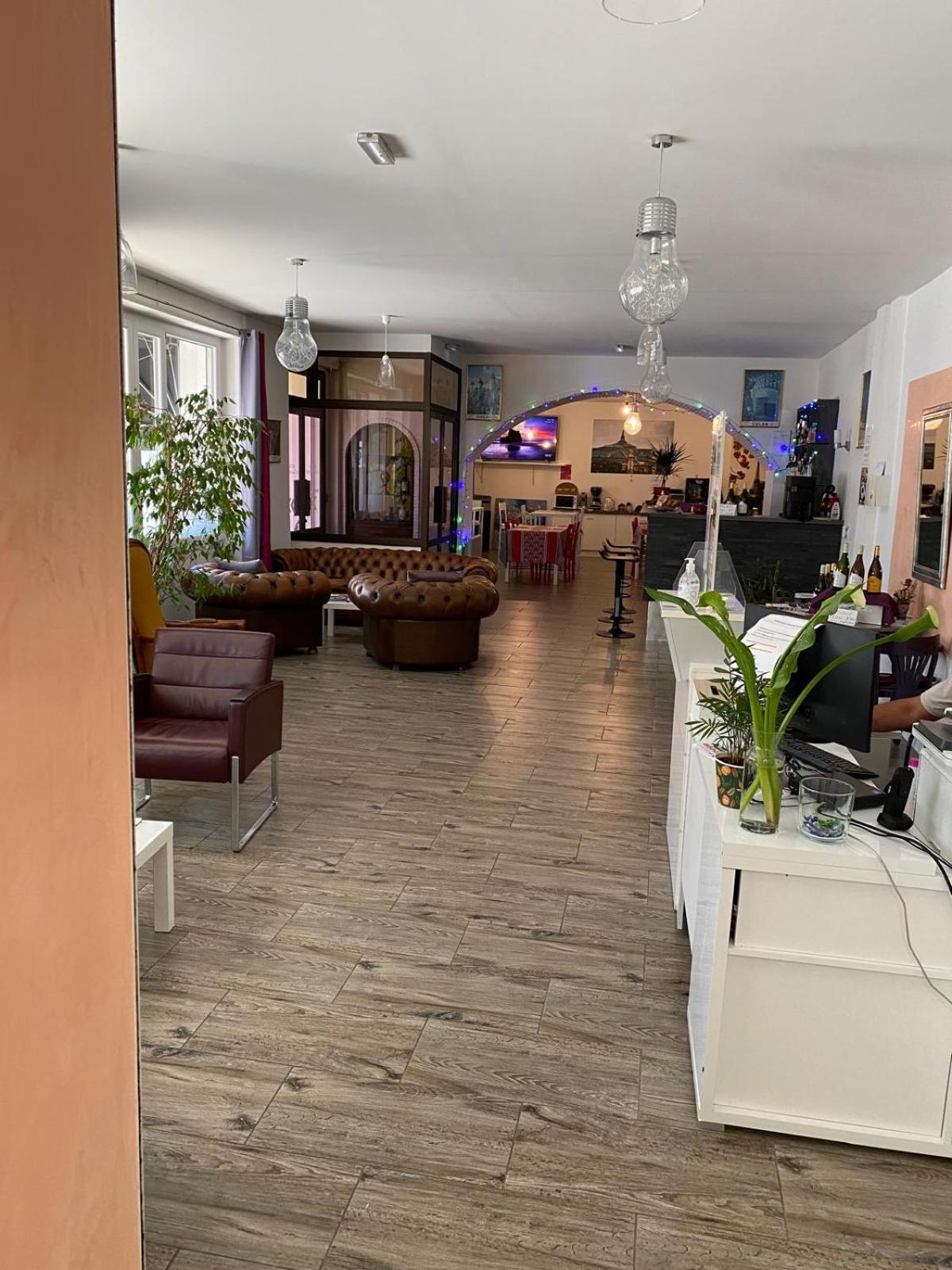 Hotel Le Saint Amand Ngoại thất bức ảnh