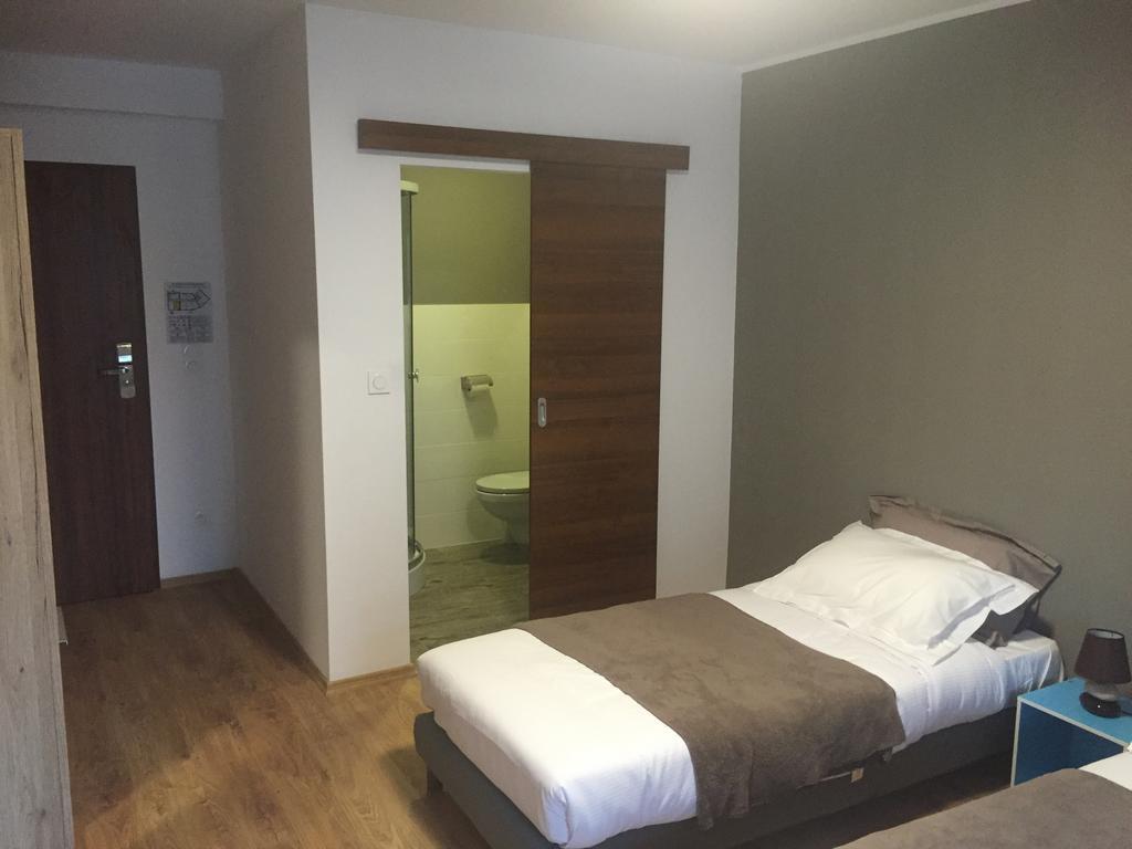 Hotel Le Saint Amand Phòng bức ảnh